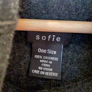sofie one size cashmere poncho/tunic